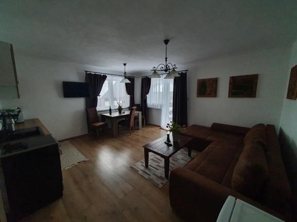 Apartmanovy Dom Adas Prosiek Екстериор снимка