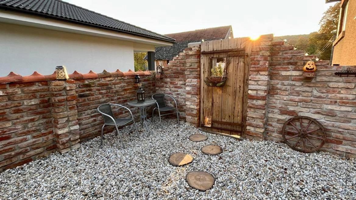 Apartmanovy Dom Adas Prosiek Екстериор снимка